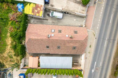 Prodej objektu k podnikání a bydlení, ulice Přátelství Praha 10 Uhřiněves