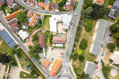 Prodej objektu k podnikání a bydlení, ulice Přátelství Praha 10 Uhřiněves