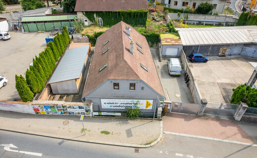 Fotografie nemovitosti - Prodej objektu k podnikání a bydlení, ulice Přátelství Praha 10 Uhřiněves